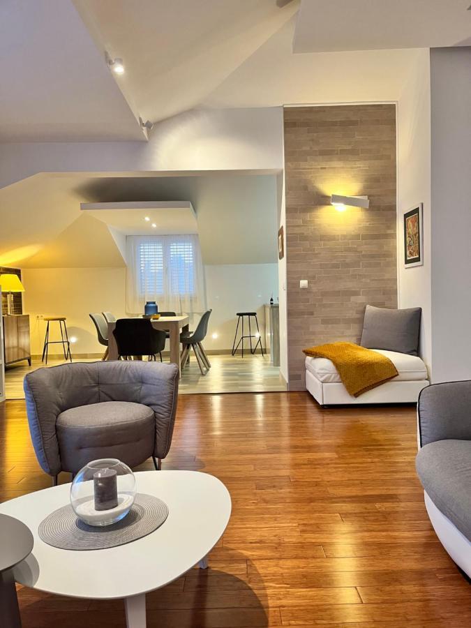 Sky - Beautiful Rooftop Apartment With Shared Pool スプリト エクステリア 写真