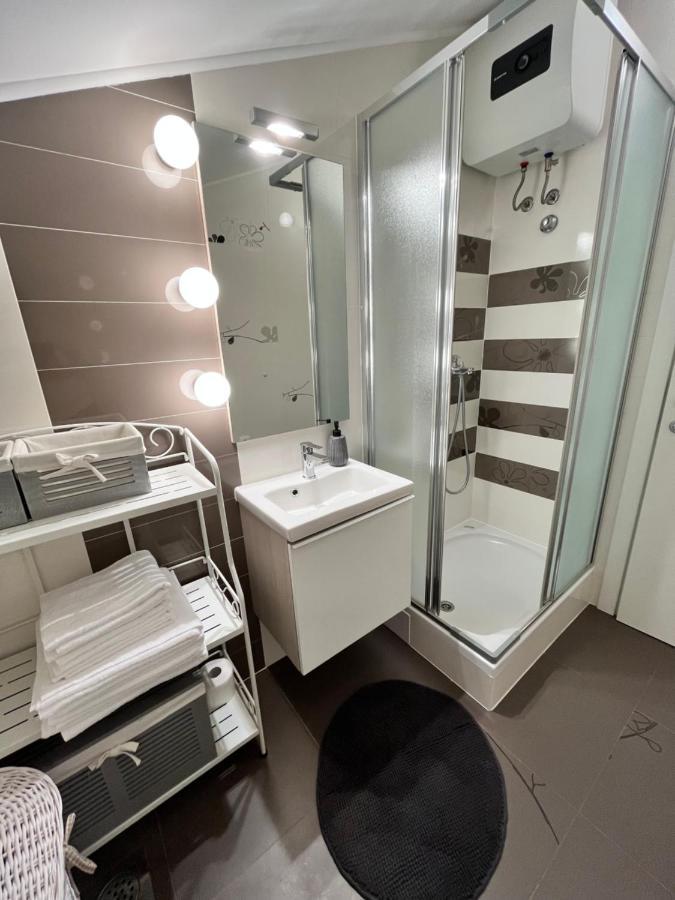 Sky - Beautiful Rooftop Apartment With Shared Pool スプリト エクステリア 写真